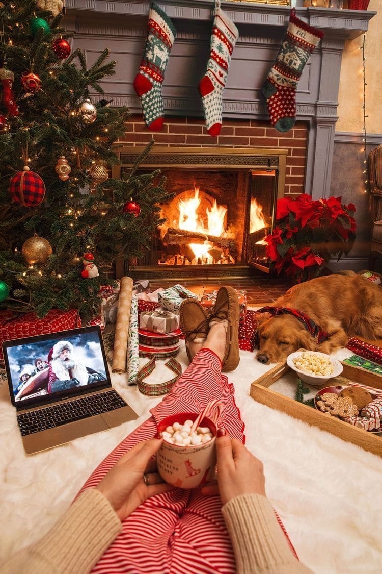 Making Christmas Memories Without Leaving Home