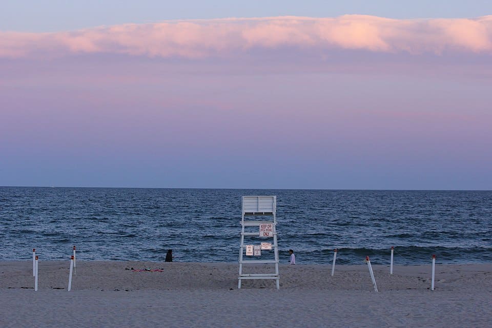 Students such as Ashari Pressley will work at Coopers Beach in addition to other local places of employment.

Image Credit: Peetlesnumber1 vis Wikimedia Commons